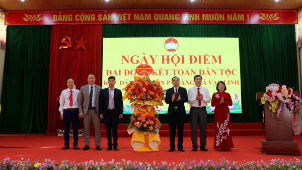 THÔN PA RÀNG, XÃ VẠN LINH TỔ CHỨC NGÀY HỘI ĐẠI ĐOÀN KẾT TOÀN DÂN TỘC ĐIỂM