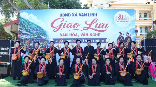 XÃ VẠN LINH GIAO LƯU VĂN HÓA , VĂN NGHỆ TẠI PHIÊN CHỢ VẠN LINH QUÝ III NĂM 2026.
