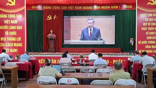 XÃ VẠN LINH TỔ CHỨC CÁC ĐIỂM CẦU TRỰC TUYẾN THAM DỰ HỘI NGHỊ TOÀN QUỐC NGHIÊN CỨU, HỌC TẬP, QUÁN TRIỆT VÀ TRIỂN KHAI THỰC HIỆN MỘT SỐ NGHỊ QUYẾT, CHỈ THỊ CỦA BỘ CHÍNH TRỊ.